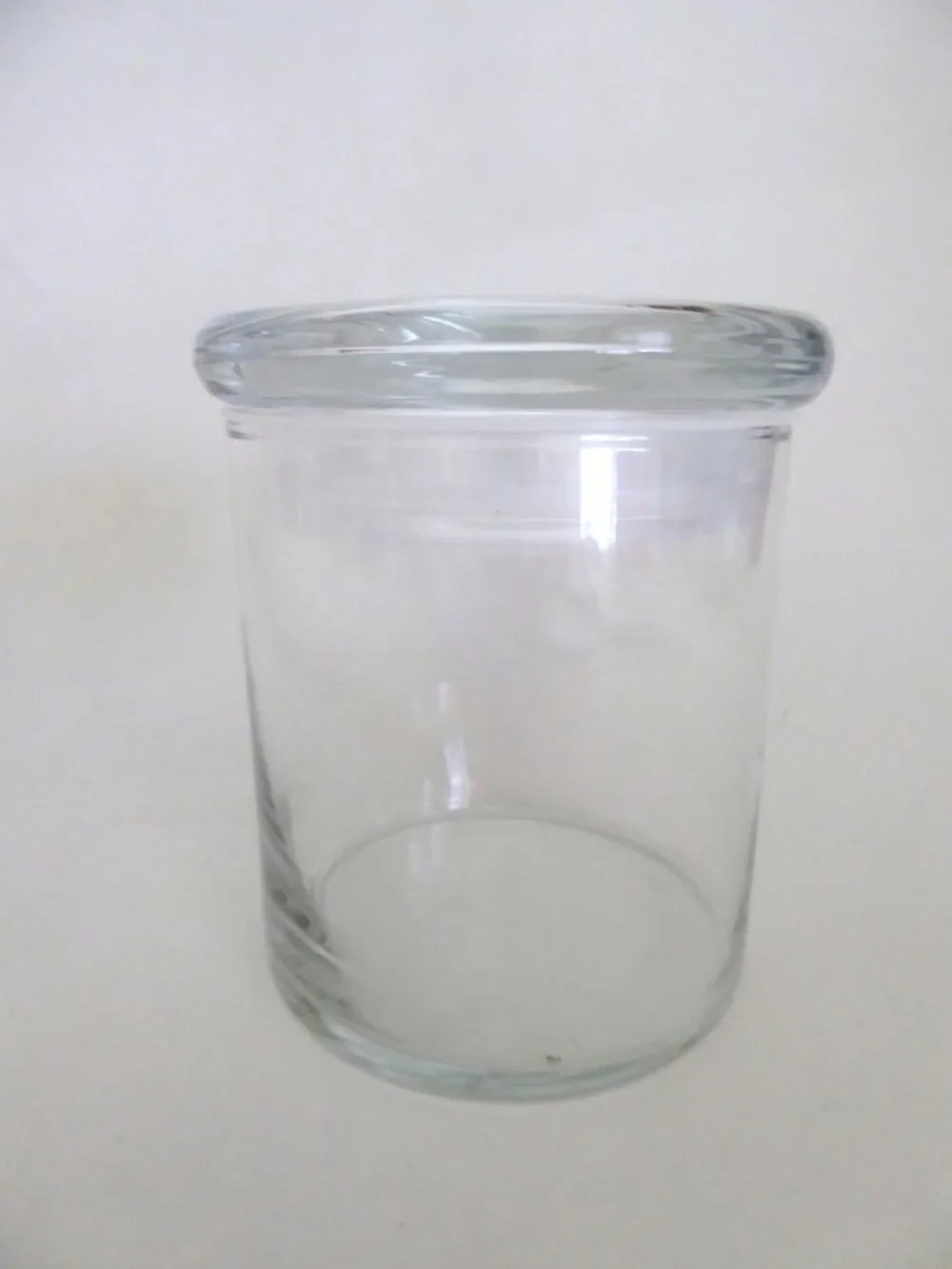 NEW 4.75” & 6” THICK GLASS JARS LIDDED PLASTIC AIR TIGHT SEALS (LOT OF 3)